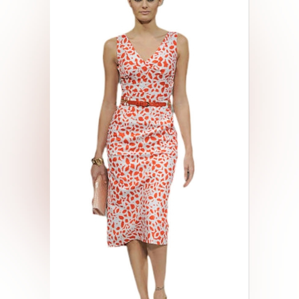 $2,200 OSCAR DE LA RENTA WHITE RED SILK LINED RUNWAY DRESS US 8
